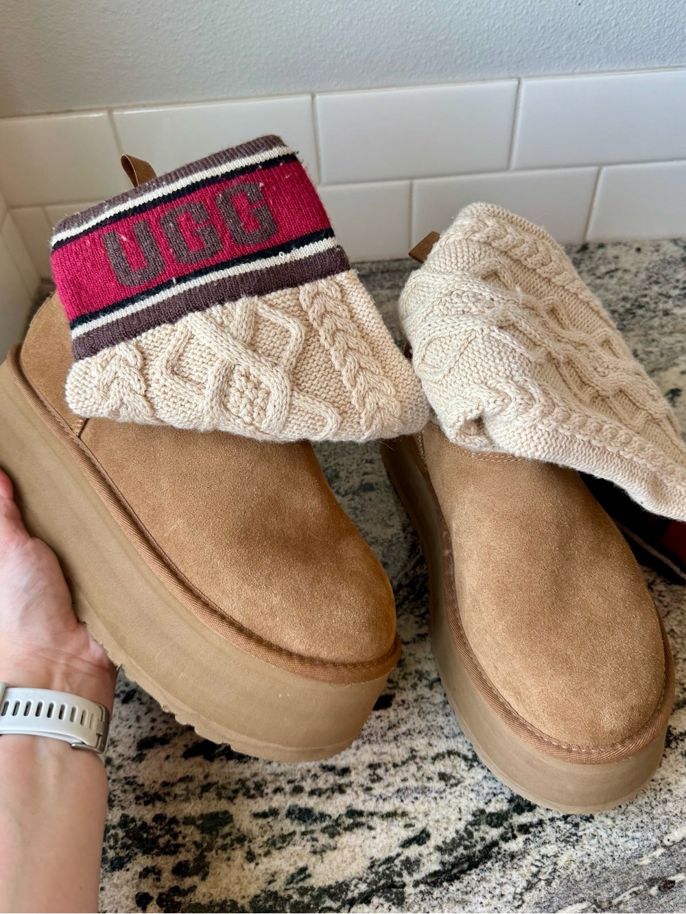 UGG Women's Classic Sweater Letter Tall Platform Boot. Size 8. VGUC. Read please - Picture 4 of 12